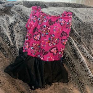 Size 4/5 girls dance/gymnast